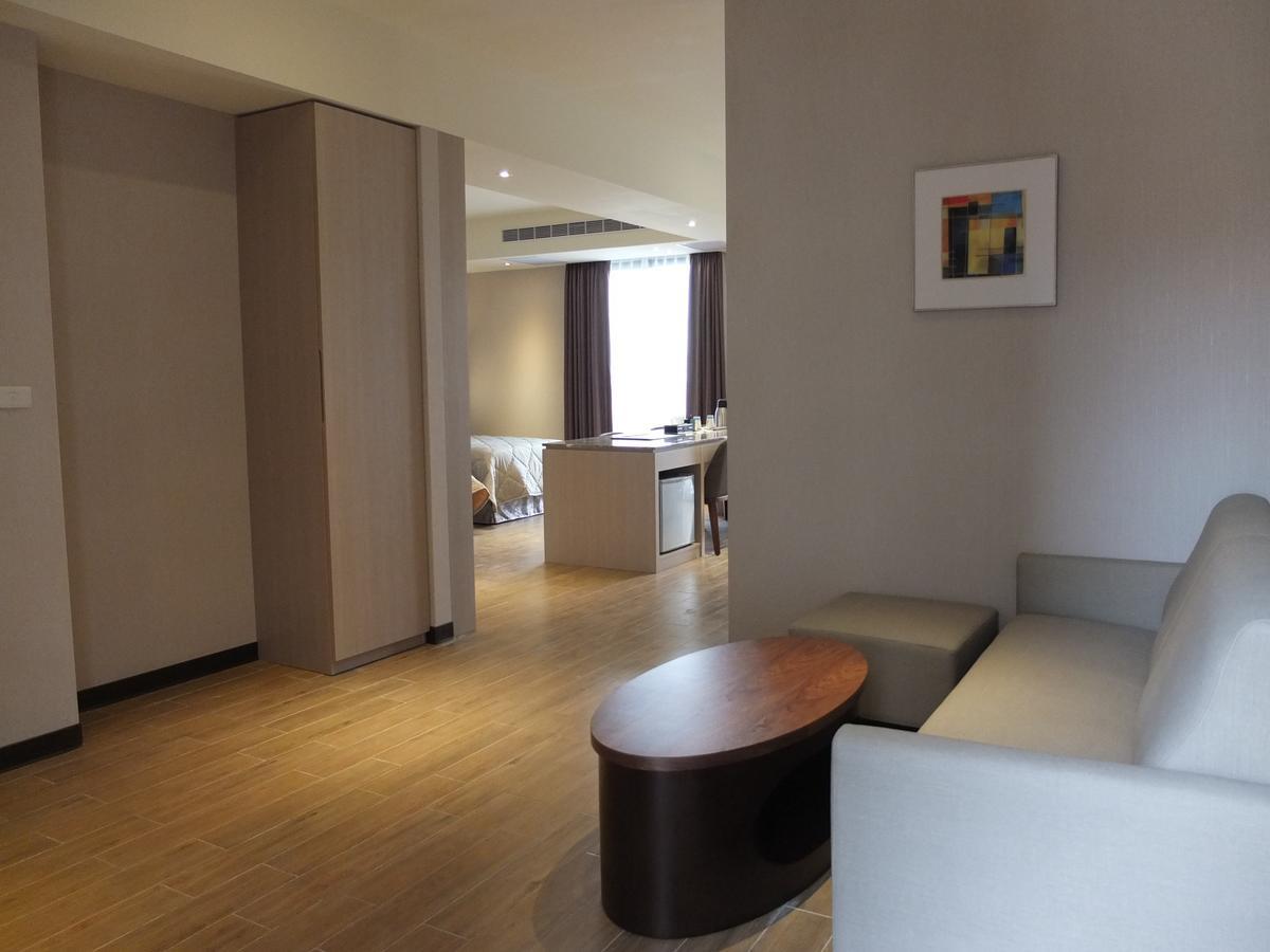 Verygood Business Hotel Huatan Exterior photo