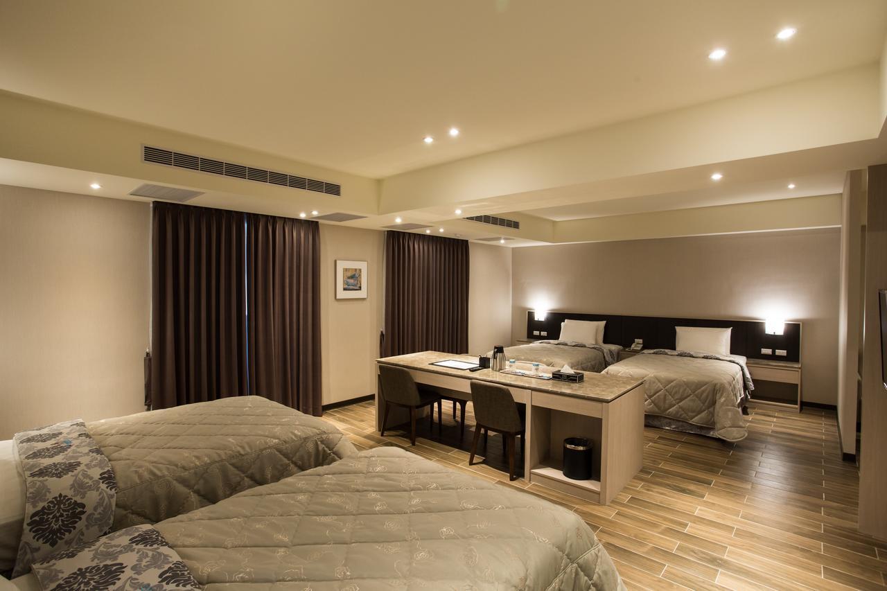 Verygood Business Hotel Huatan Exterior photo